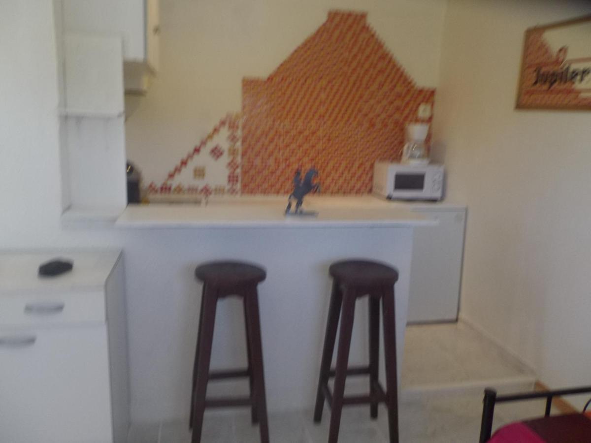 נים Auberge Des Garrigues מראה חיצוני תמונה