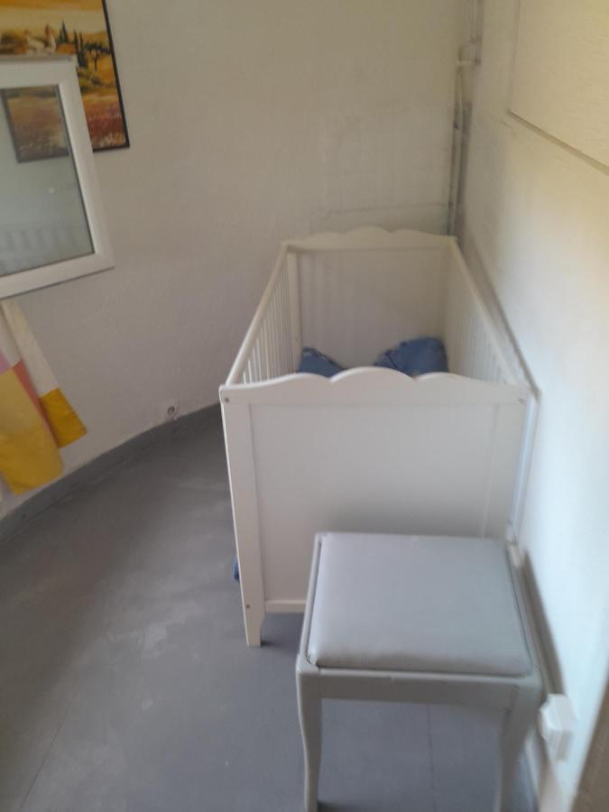 נים Auberge Des Garrigues מראה חיצוני תמונה