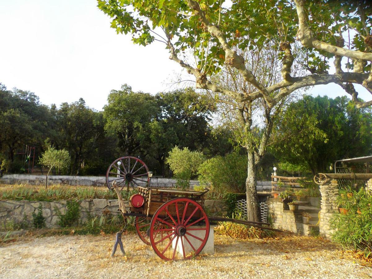 נים Auberge Des Garrigues מראה חיצוני תמונה