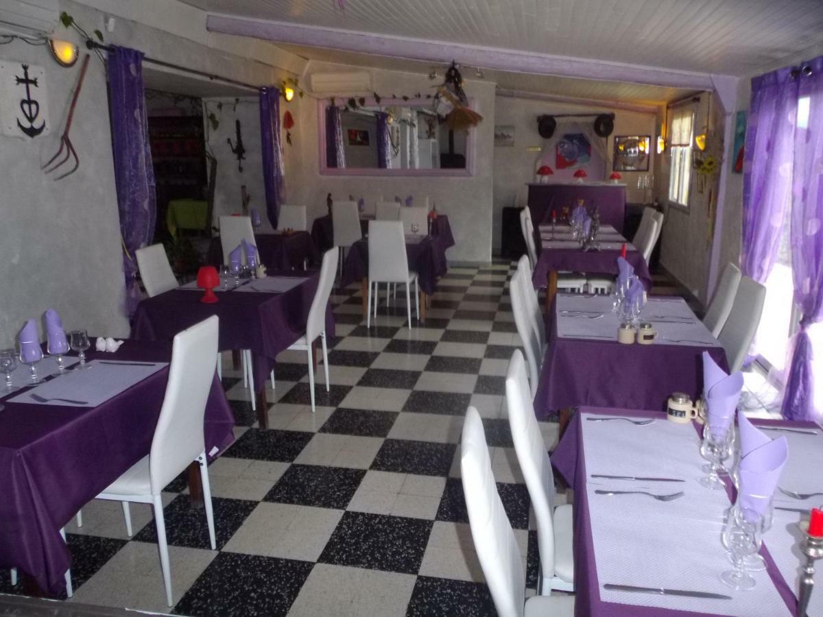 נים Auberge Des Garrigues מראה חיצוני תמונה